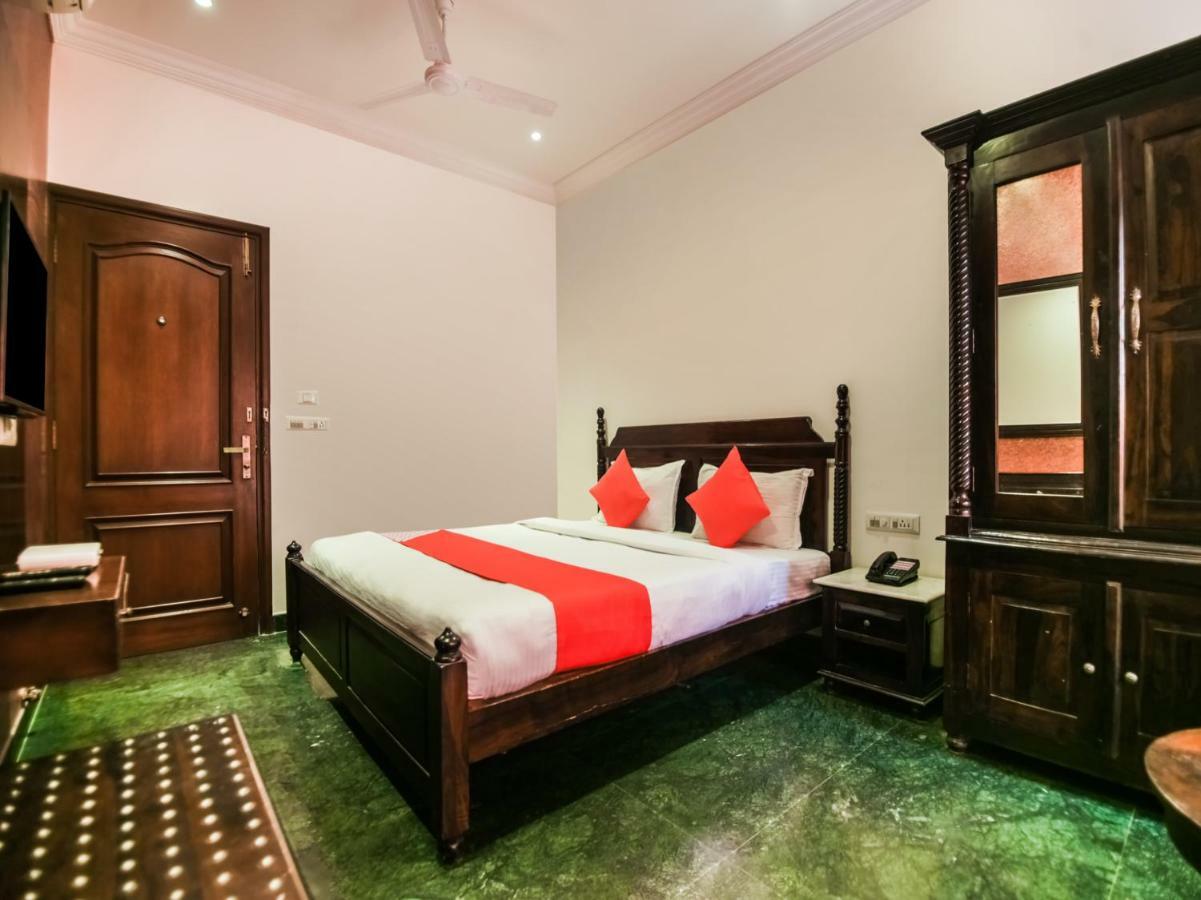 Oyo 1681 Hotel Devansh Udaipur Exterior photo