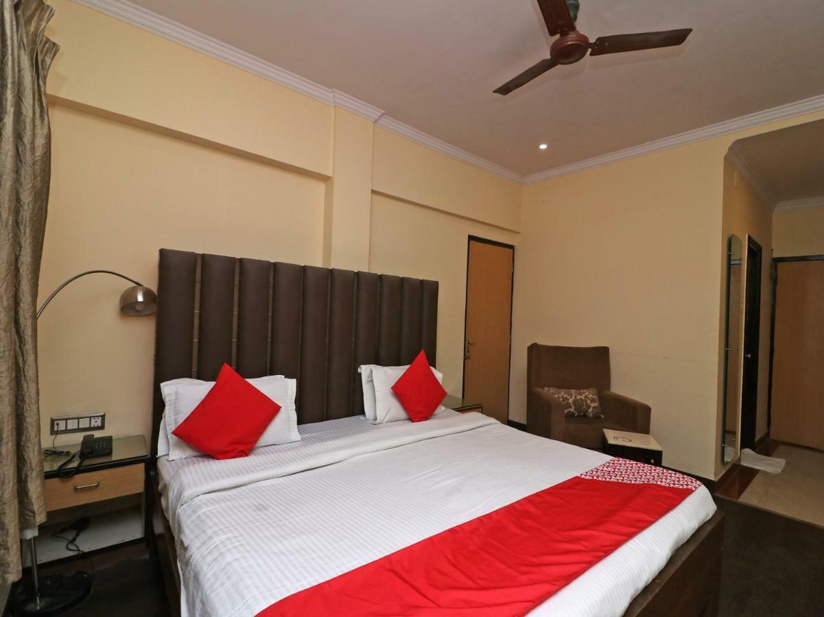 Oyo 1681 Hotel Devansh Udaipur Exterior photo