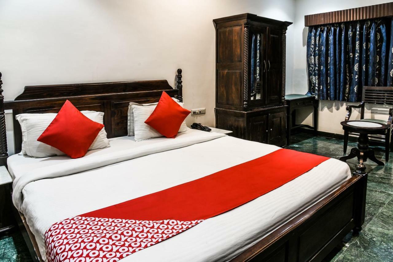 Oyo 1681 Hotel Devansh Udaipur Exterior photo