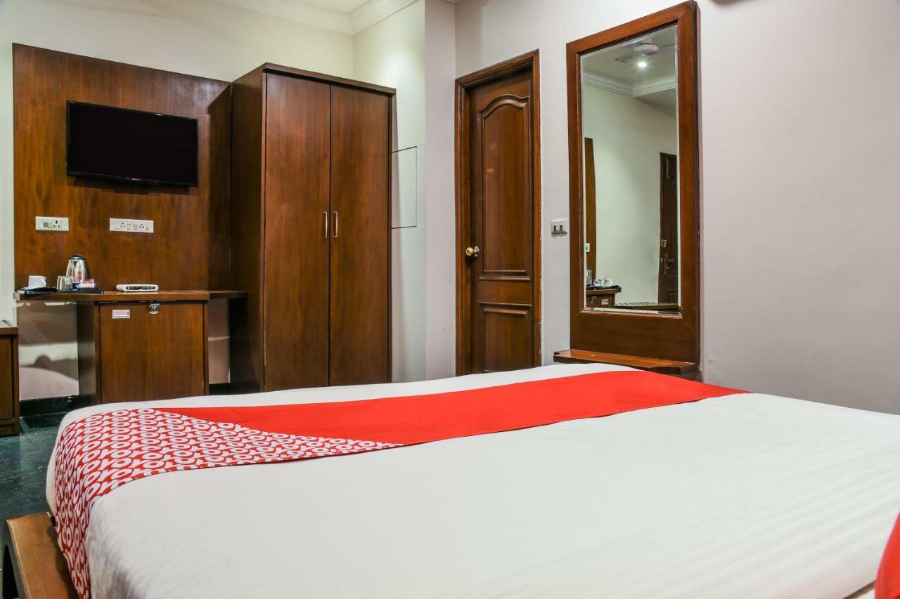Oyo 1681 Hotel Devansh Udaipur Exterior photo